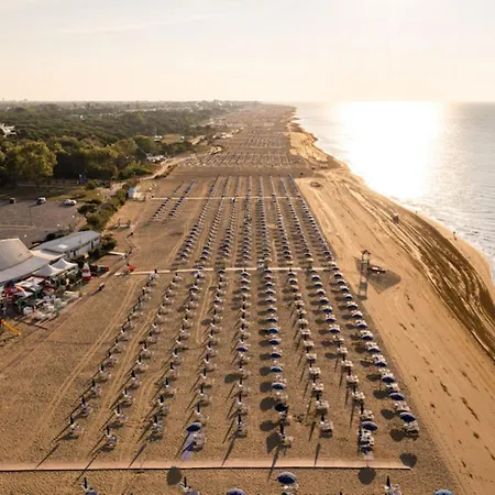 Villa Your Relaxing Family Escape - Beahost Bibione